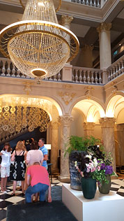 В отеле Ритц